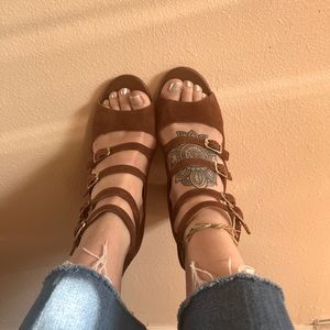 Isola strappy block heel